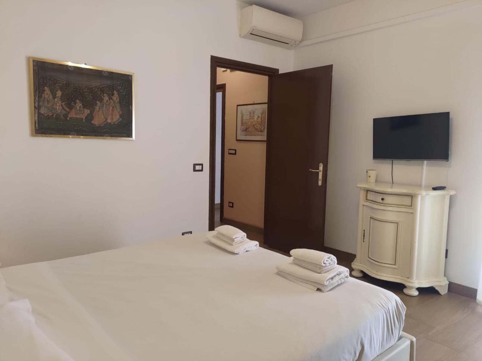 San Giovanni Apartment With Balcony روما المظهر الخارجي الصورة